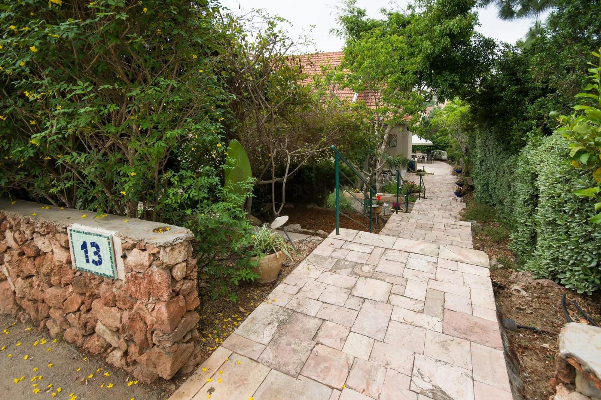 Homey Suite In Zichron Yaakov Зихрон Яков Екстериор снимка