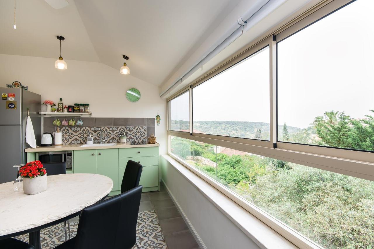 Homey Suite In Zichron Yaakov Зихрон Яков Екстериор снимка